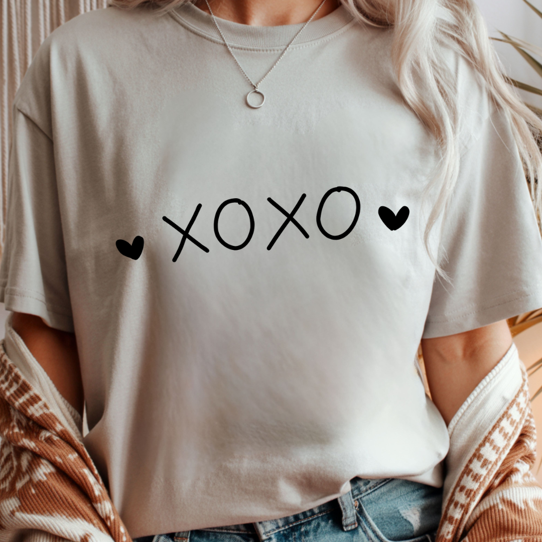XOXO Love - Valentines Day Unisex T-Shirt
